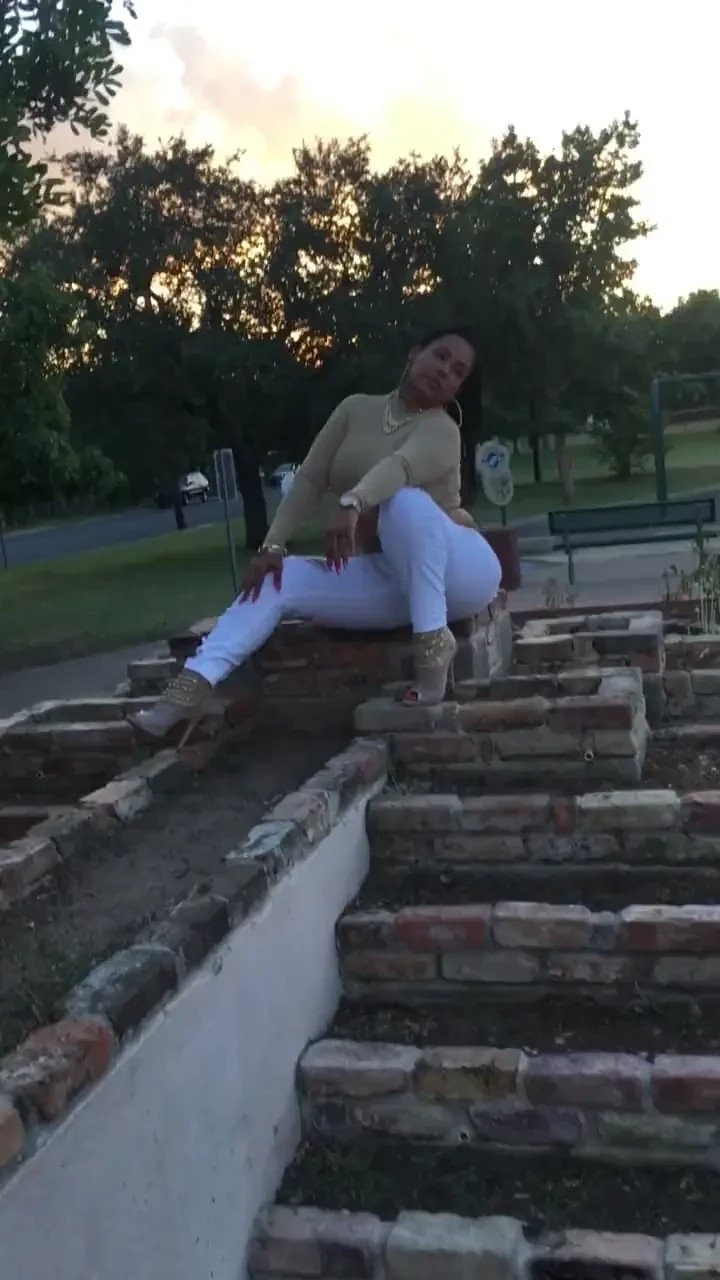 On my boss shyt and no one can stop me 