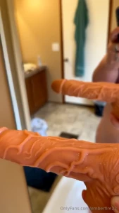 Look at all my juices covering my dildo