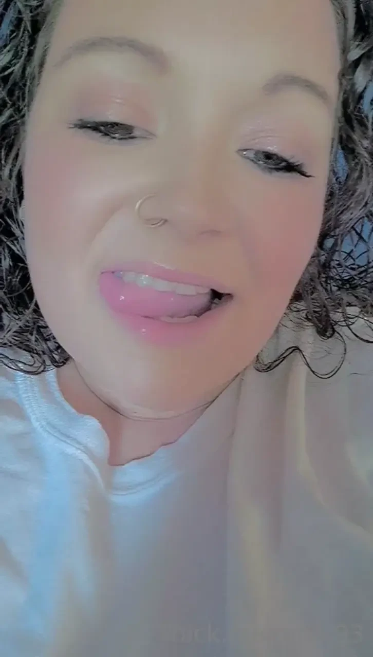 Throat fuck me like a good boy 