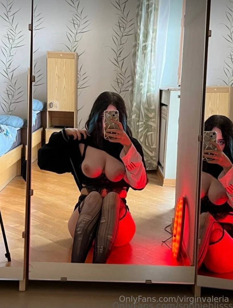 Free subscription only today sophieblissss she s so kinky for her age part 176 