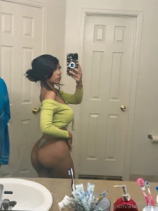 Need your opinion on this back or front what s your fav