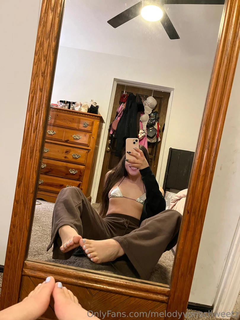 Do you like my feet propped like so 