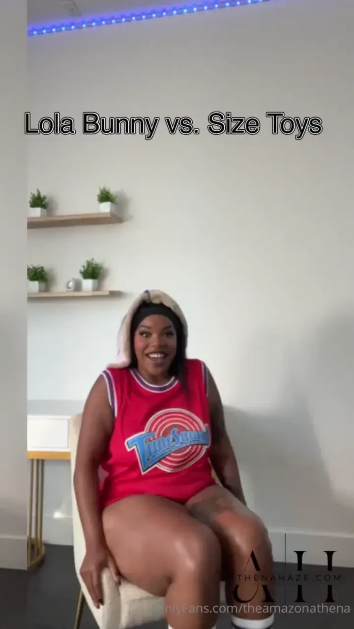 Lola bunny vs size toys do you think i won the game 