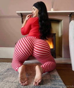 Santa baby i ve been an awfully naughty girl this year part 3