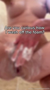 Pussy milf labia mom hotmom reveal natural hairypussy inside