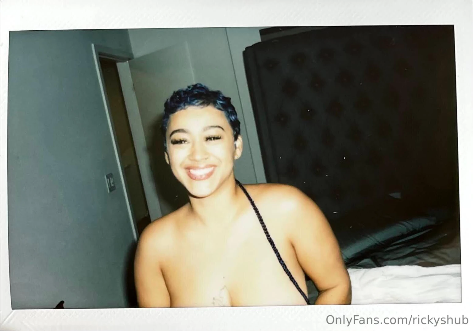 My sapphire when she sucked the soul out my dick for the first time 