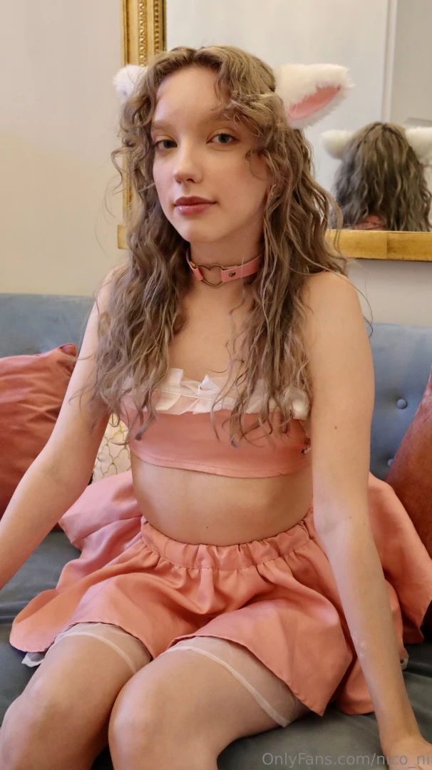 I love wavy hair so much they look the cutest possible - just the way 