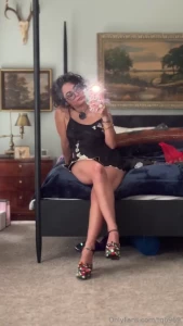 I need a foot rub who s available