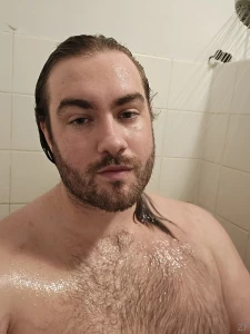 I hate getting my hair wet but i think it looks so sexy part 1