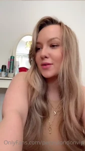 Who s excited to see me film with this bad boy