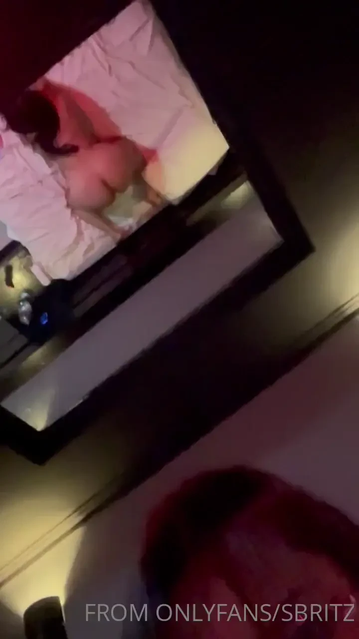 Tell me if it made u hard 