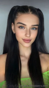 Sexy bae cutie_alice is crazy nymphomaniac she loves to play with two part 40