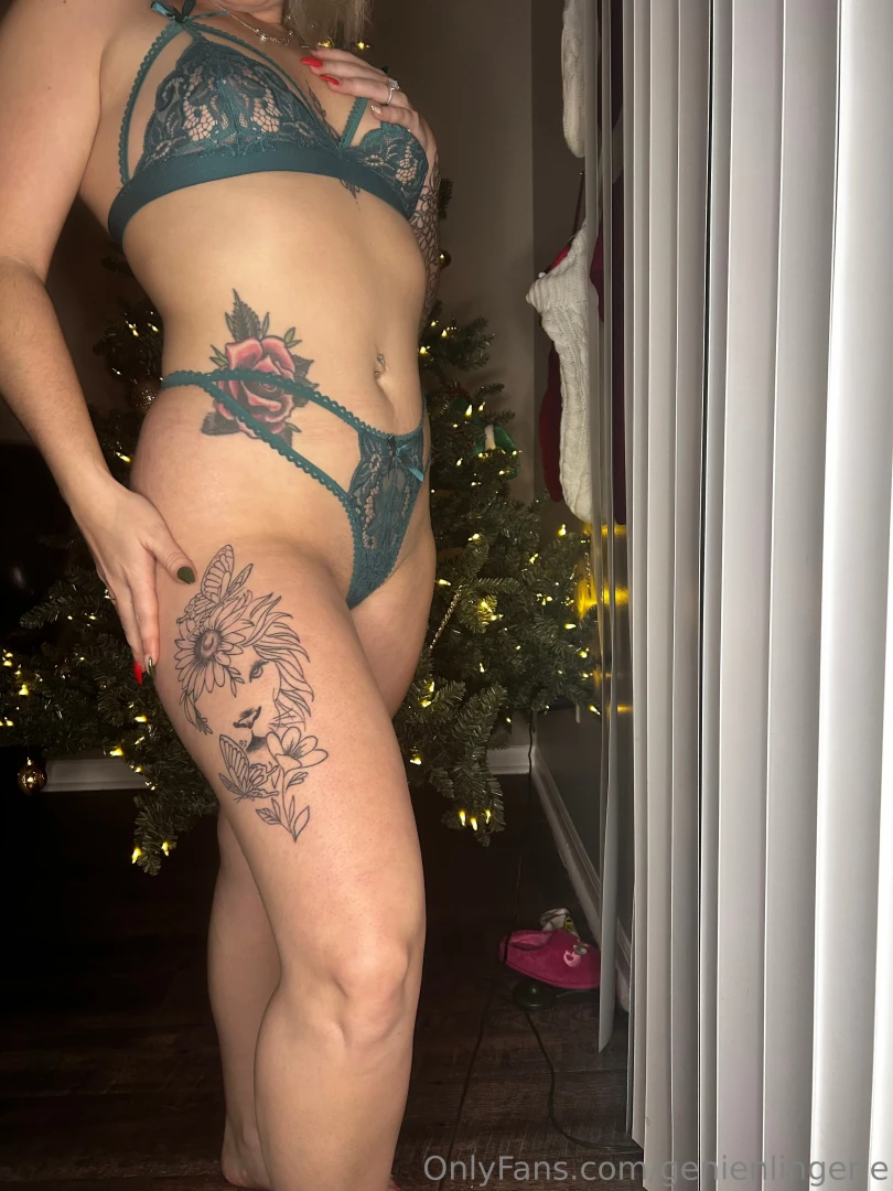 Buy the whole set over 30 pics and 3 videos 