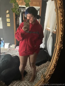 Peekaboo what is she wearing under her bum outfit