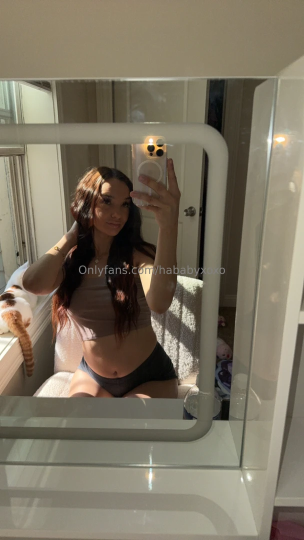 Cute n petite 