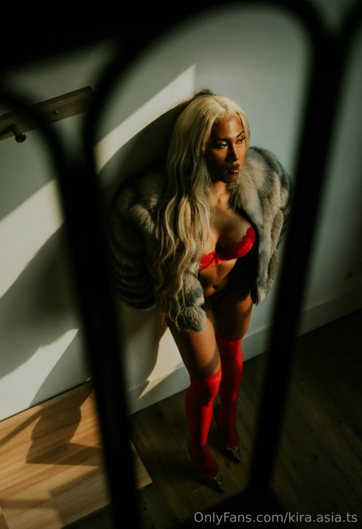 Tell me are you ready to surrender to my irresistible allure 