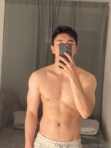 Hey there i m 24 year old asian twink twunk living germany i m super