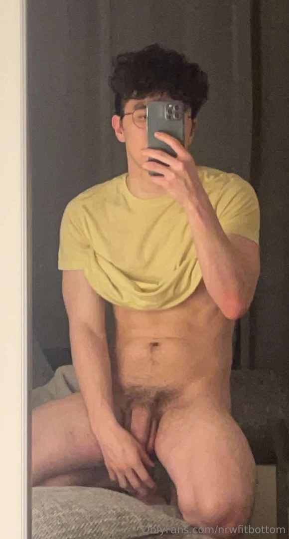 Looking nerdy and feeling slutty today 