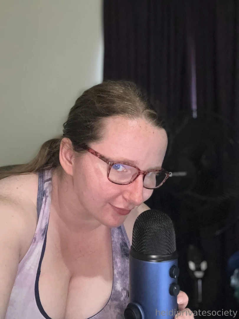 About to do a custom audio request let me know if you want to be the 