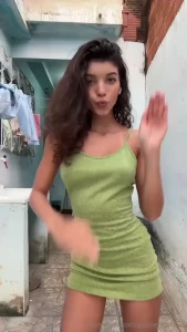 I promise is much beter when u can hear the music