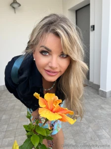 Good morning onlyfans sending you lot today remember to stop amp smell