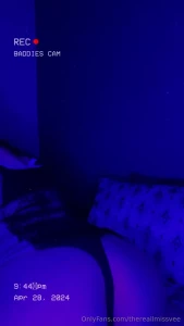 Can we smoke and cum together on facetime