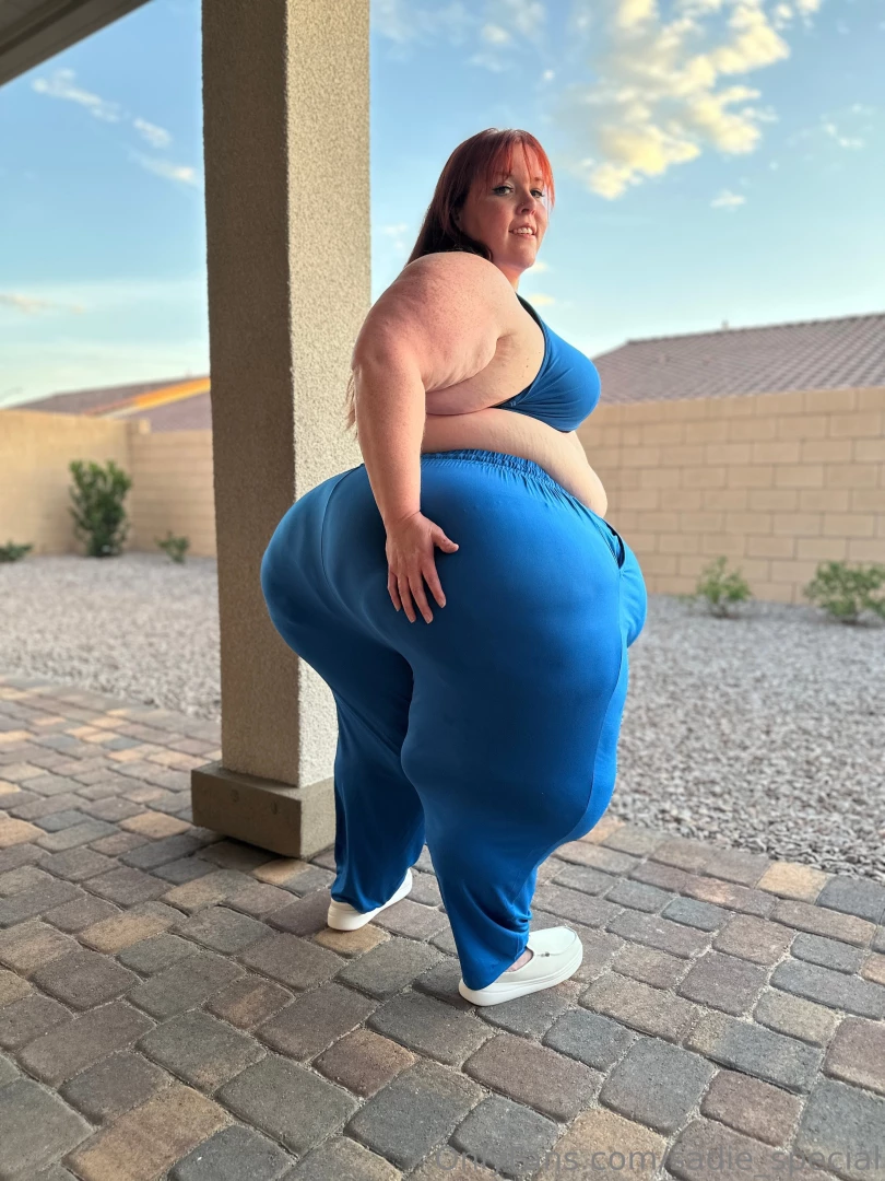 Good morning babes i like to share with you my fattest angles 