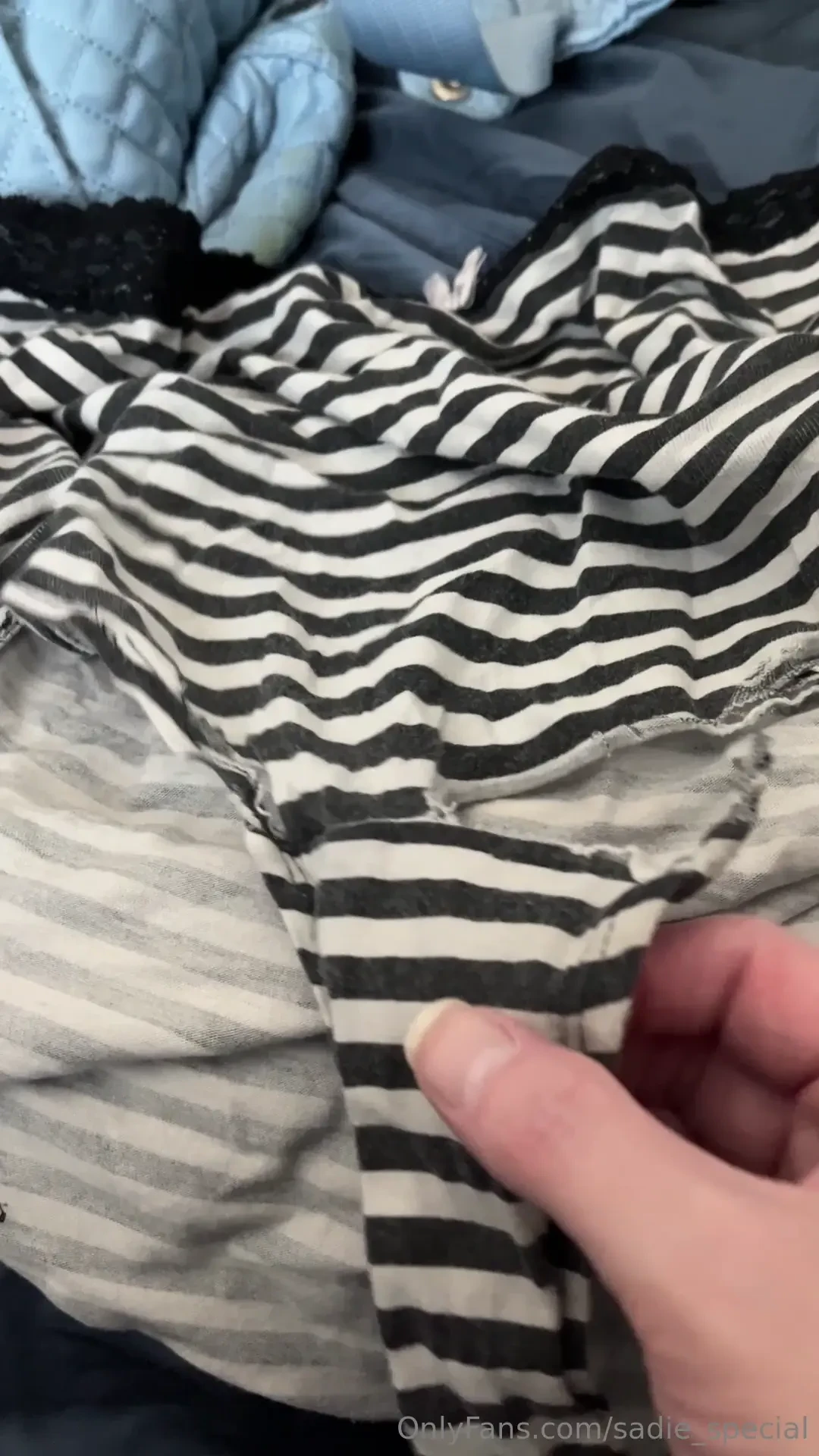 Between my booty belly and fupa my panties are literally busting at 