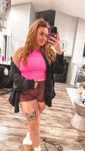 Smh i broke my nail right before taking this pic still cute though lol