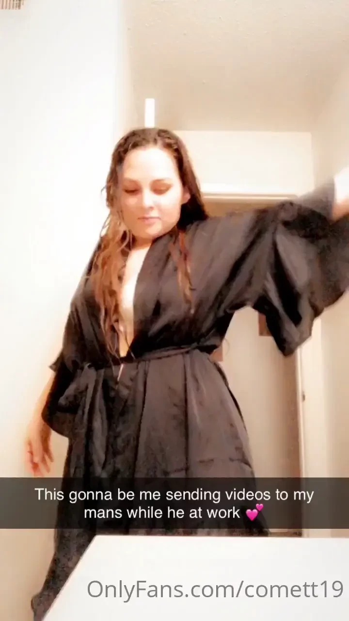 I be wildin but ima a queen so i like to pop my shit 