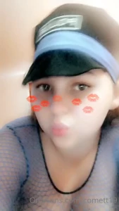 5 pics for my fans i love you guys