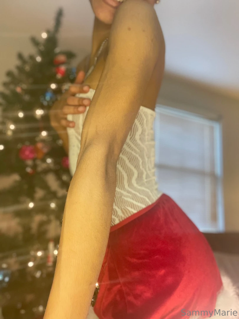 Santa baby cum inside my chimney tonight 