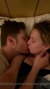 Who here loves kisses