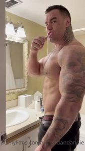 Isn t this how everyone brushes their teeth