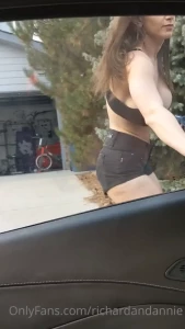 You pick her up for a date and she s wearing this what do you do