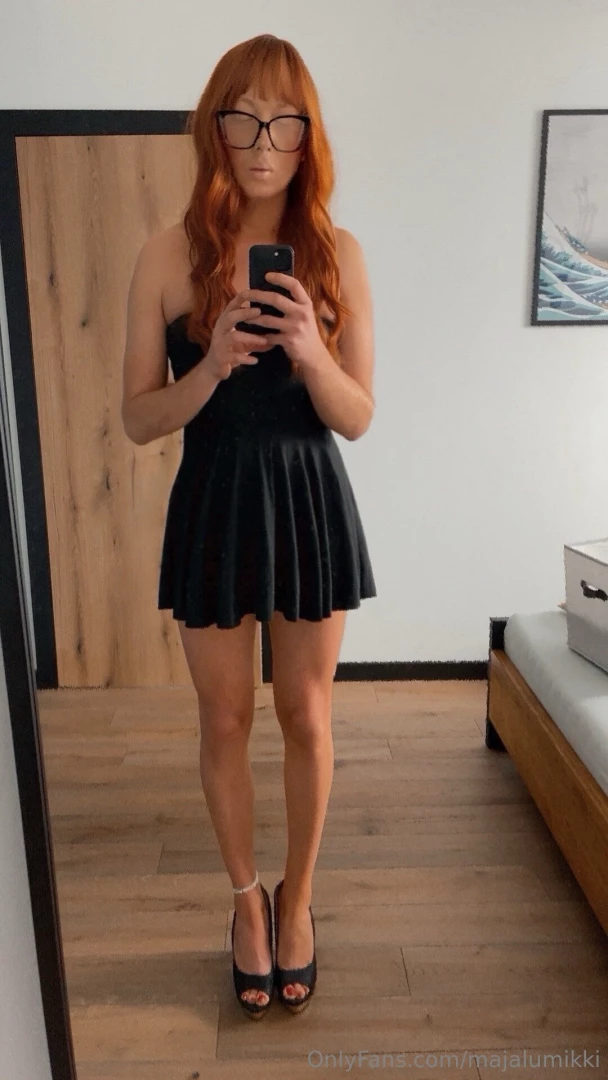 Do you prefer girls with stockings or bare legs part 1 