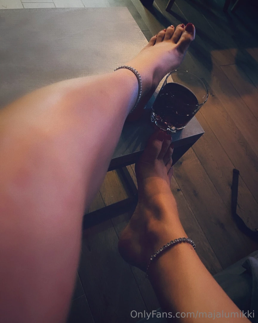 Whisky in the jar wish you all great and playful weekend 