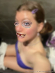 I am a work of art i know i also know that you will want to kiss me