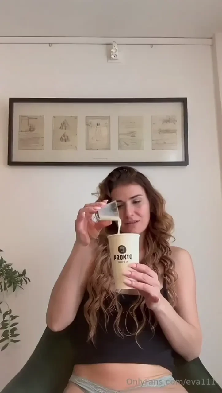 Ich m chte ein video machen mit sperma anstatt milch im kafe wer m 