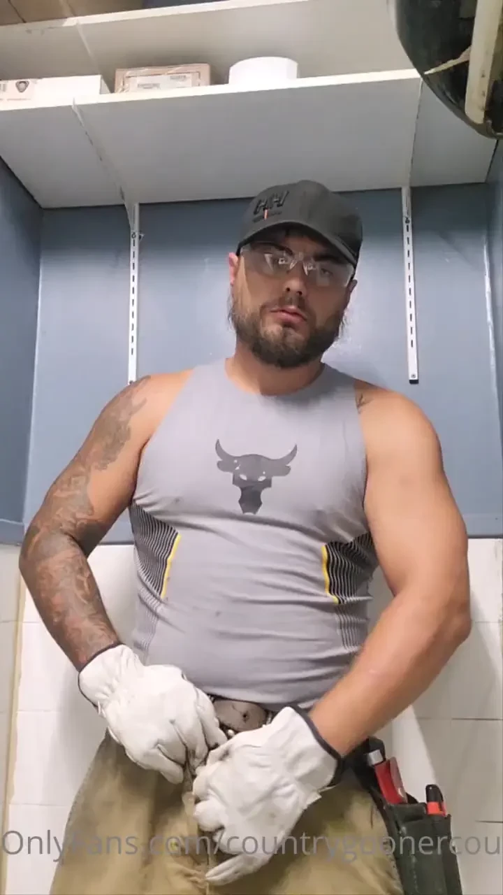 Gooning at work with dirty work gloves 