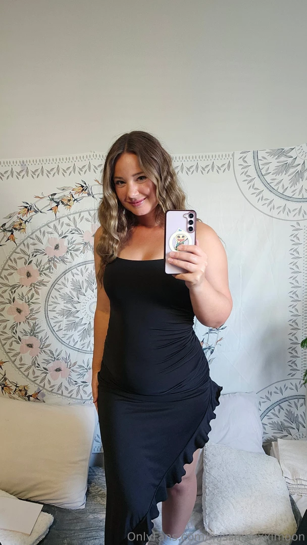 Oooh hey there what is your ideal date night 