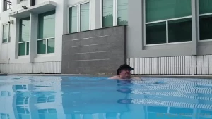 Bigdaddy 109 having a lovely day today just splashing around