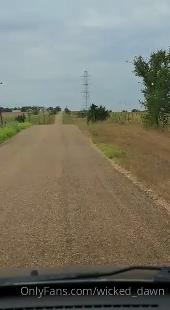 Happy friday babes any fun plans for the weekend tell me all about 