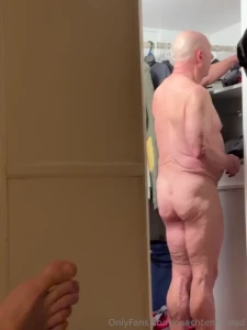 On fridays daddy wants 9 cock swipe for video full video cumming next