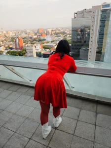 Deslumbrantes vistas desde las alturas set totalmente nude part 2