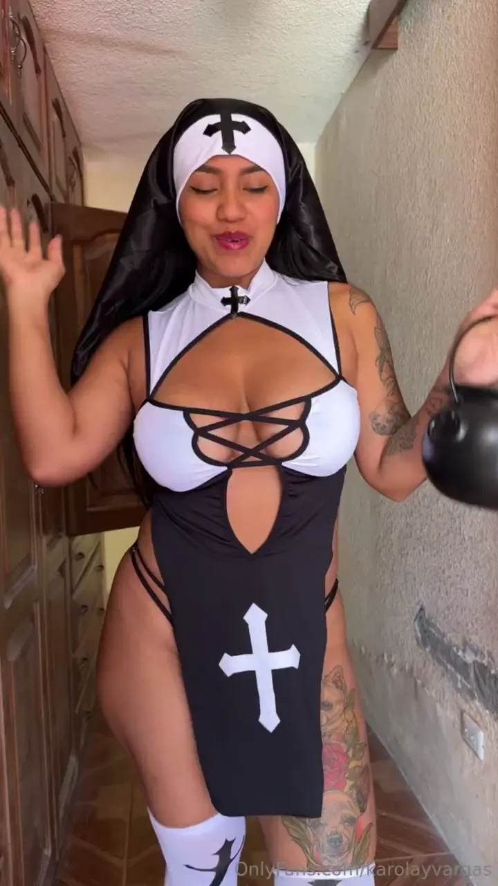 Mi co o recibi 2 veces leche y verga uff me encanto hacer esta pel 
