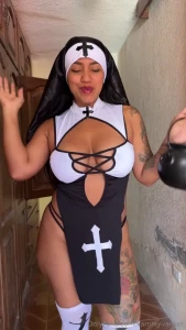 Mi co o recibi 2 veces leche y verga uff me encanto hacer esta pel