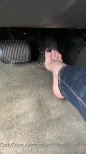 Jamin out in the car