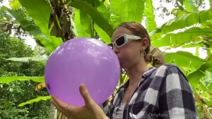 I was hiding in the jungle blow to pop