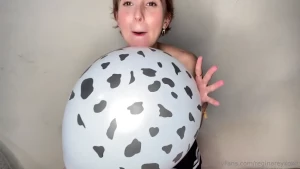 2 part i do love printed balloons they are so fun to watch what do you